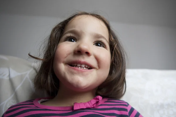 Esperançosa menina de três anos — Fotografia de Stock