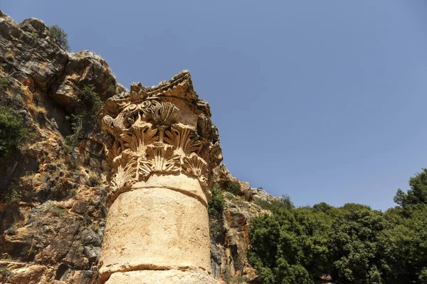 Kolumna Granitowa Kandelabrą Zachowana Parku Narodowym Banias — Zdjęcie stockowe