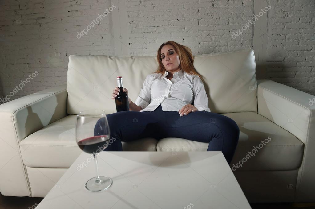 HEAD WHITE COUCH Find Good Ukraine Woman You