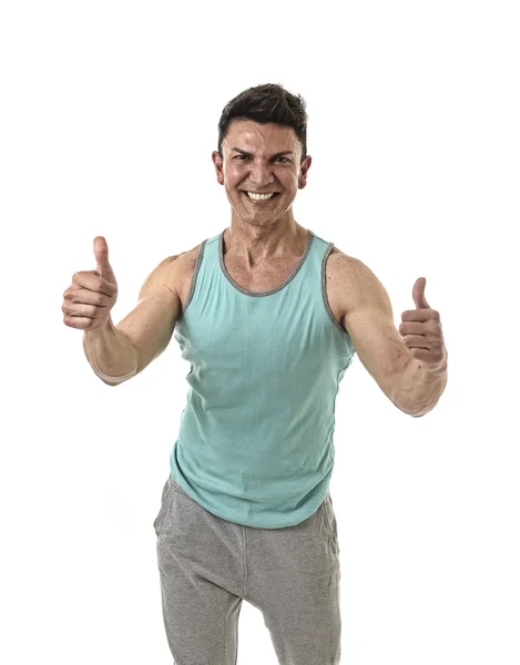 40s hispano deporte hombre y culturista sonriendo feliz corporativo pose dando pulgar hacia arriba — Foto de Stock