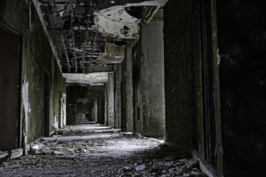 Grunge ve ürpertici harabe terk edilmiş otel Sete Cidad Binası