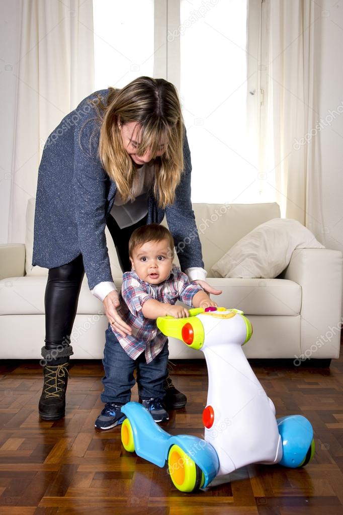 one year baby walker
