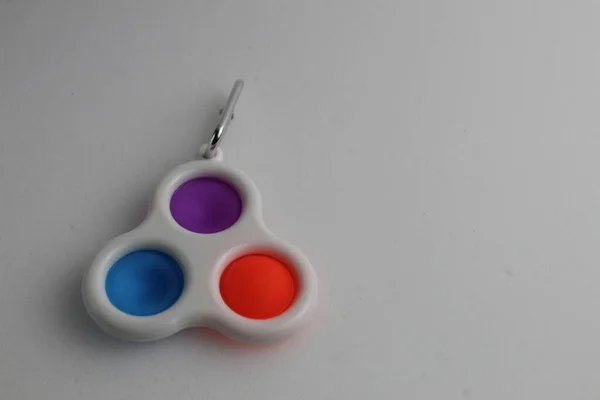 Multicolore Sress Jouet Spinner Sur Fond Blanc Avec Place Pour — Photo