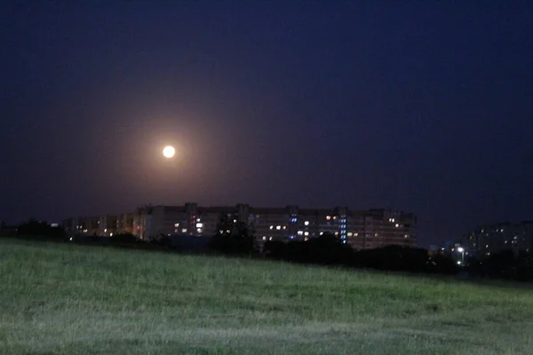 Moon Outskirts City Night Light Lanterns Night City Landscape Moon — Stock Photo, Image