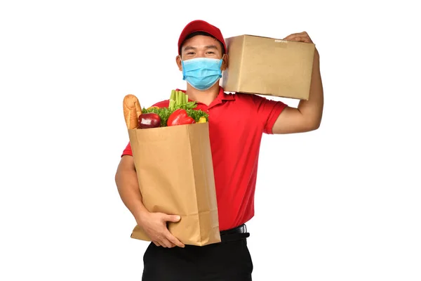 Asiático Homem Entrega Uniforme Vermelho Máscara Facial Médica Luvas Proteção — Fotografia de Stock