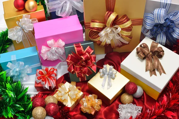 Gifts box — Stock Photo, Image