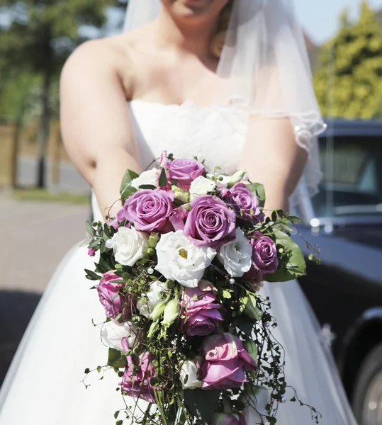 Bridal bouquet with roses — Stock Photo, Image