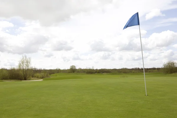 Golfbana flagga — Stockfoto