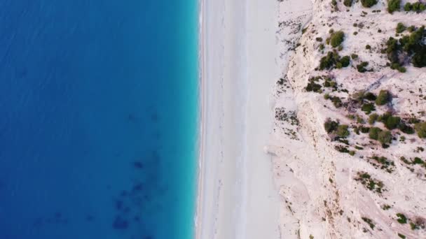 Uitzicht Vanuit Lucht Kustlijn Met Turquoise Zeewater Het Eiland Lefkada — Stockvideo