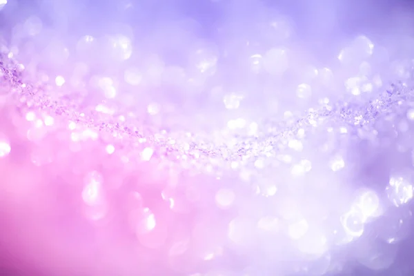 淡淡的图像紫色的明亮的复古灯光背景在节日和庆祝活动中失去了焦点 — 图库照片