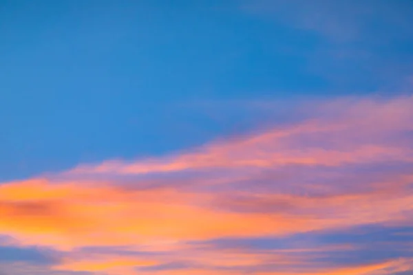 Tramonto Colorato Cielo Ardente Cielo Cloud Vivid Sfondo Tempo Crepuscolare — Foto Stock