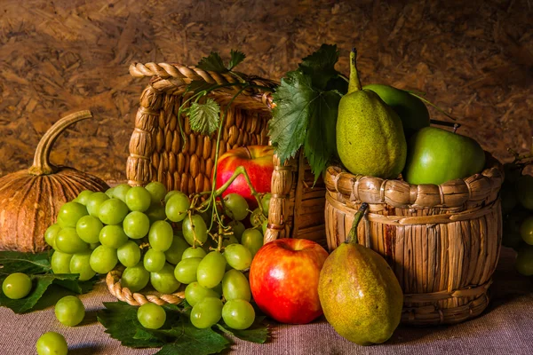 Ainda vida com frutos. — Fotografia de Stock