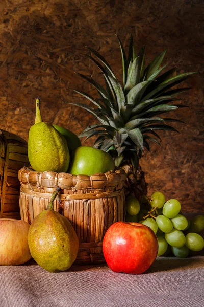 Stilleben med frukter. — Stockfoto