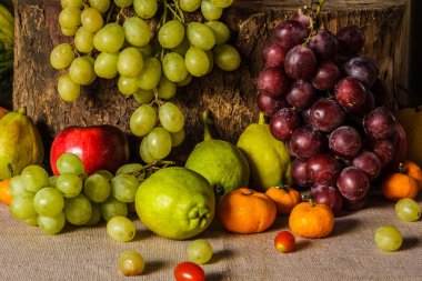 Meyvelerle dolu bir hayat.