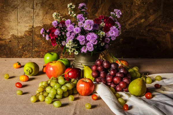 Stilleben med frukter. — Stockfoto