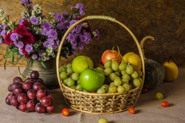 Meyvelerle dolu bir hayat.