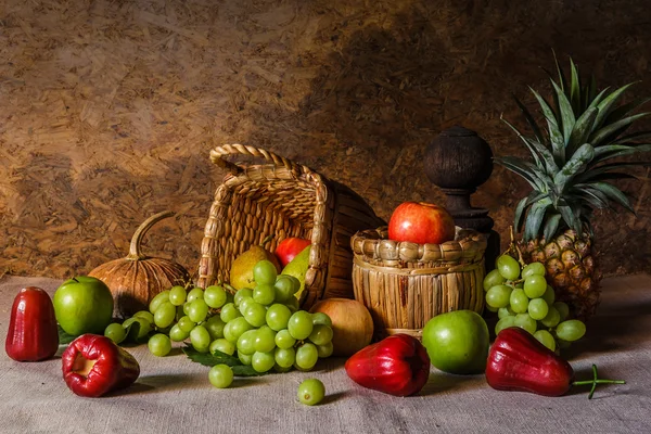Still life with Fruits. — Stock Photo, Image