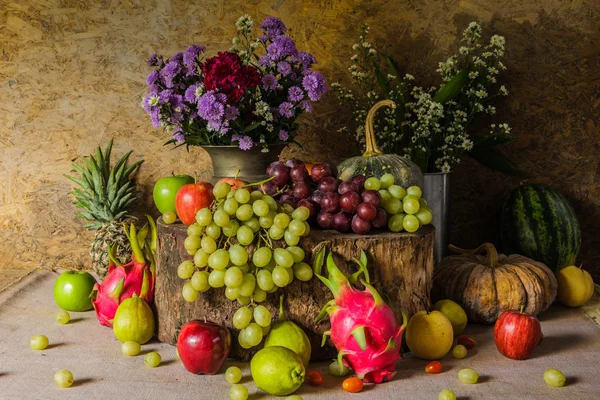 Stilleben med frukter. — Stockfoto