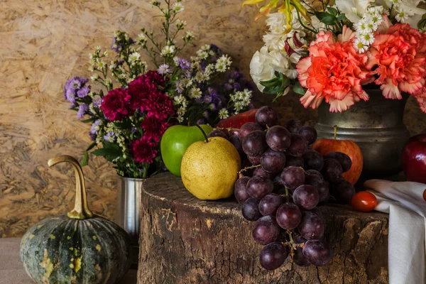 Stilleben med frukter. — Stockfoto