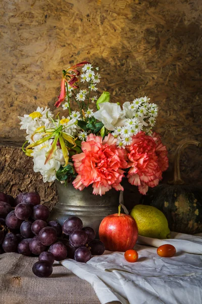 Bodegón con frutas. — Foto de Stock