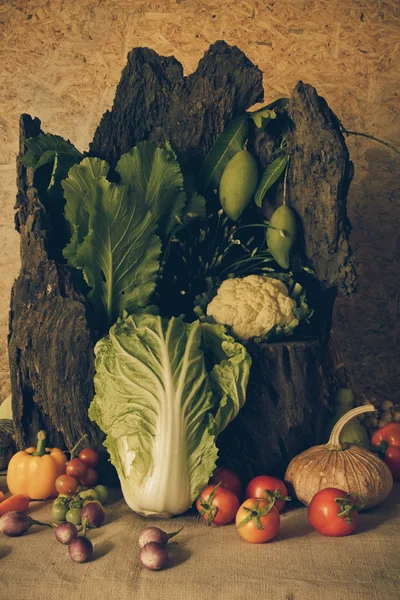 静物野菜、ハーブや果物. — ストック写真