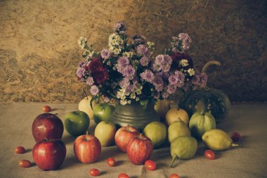 Meyvelerle dolu bir hayat.