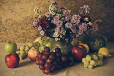 Meyvelerle dolu bir hayat.