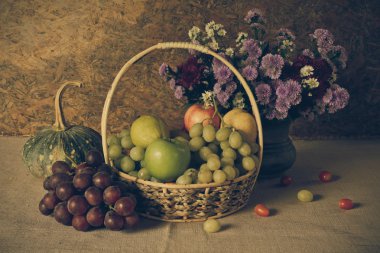 Meyvelerle dolu bir hayat.
