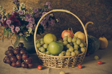 Meyvelerle dolu bir hayat.