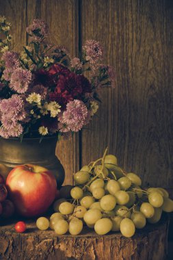 Meyvelerle dolu bir hayat.