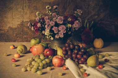 Meyvelerle dolu bir hayat.