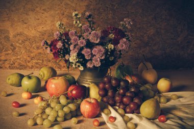 Meyvelerle dolu bir hayat.