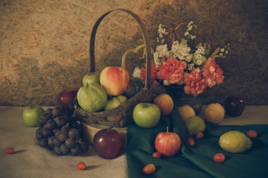 Meyvelerle dolu bir hayat.