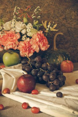 Meyvelerle dolu bir hayat.