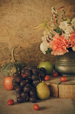 Meyvelerle dolu bir hayat.