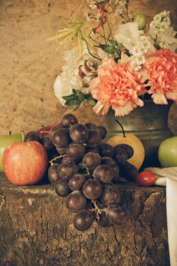 Meyvelerle dolu bir hayat.