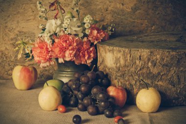 Meyvelerle dolu bir hayat.