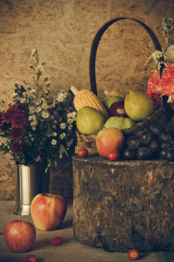 Meyvelerle dolu bir hayat.