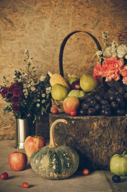 Meyvelerle dolu bir hayat.