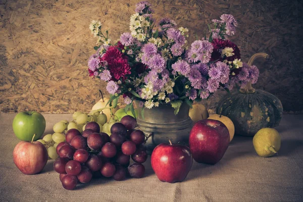 Ainda vida com frutos. — Fotografia de Stock