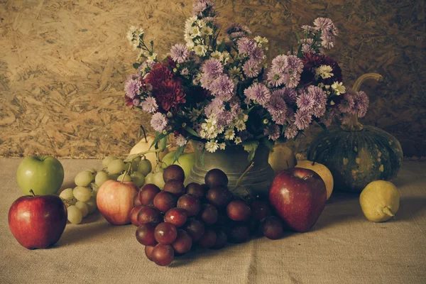 Ainda vida com frutos. — Fotografia de Stock