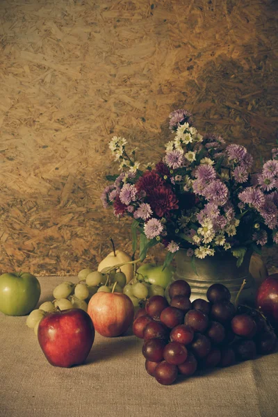 Stilleben med frukter. — Stockfoto