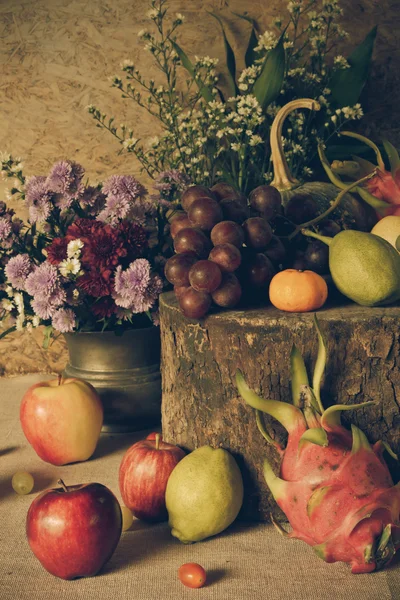 Ainda vida com frutos. — Fotografia de Stock