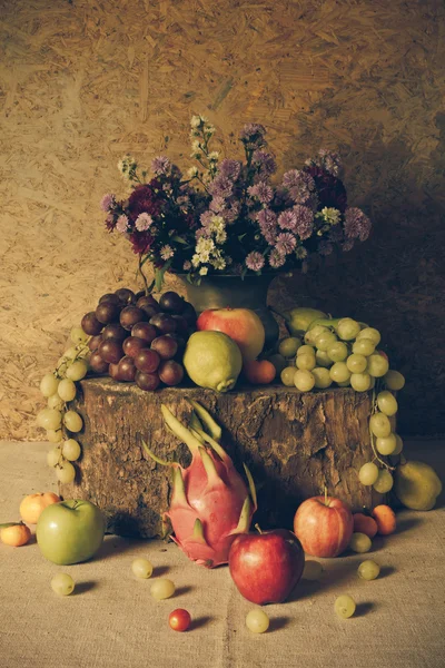 Ainda vida com frutos. — Fotografia de Stock