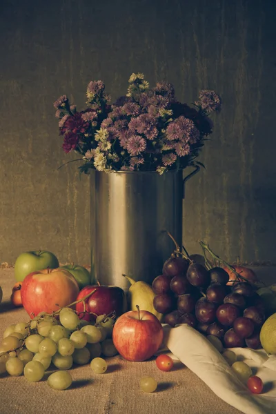 Stillleben mit Früchten. — Stockfoto