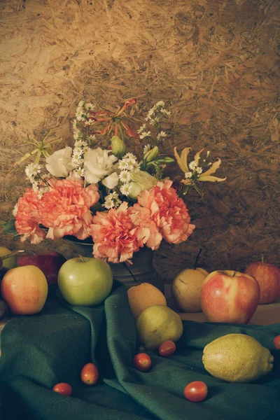 Ainda vida com frutos. — Fotografia de Stock