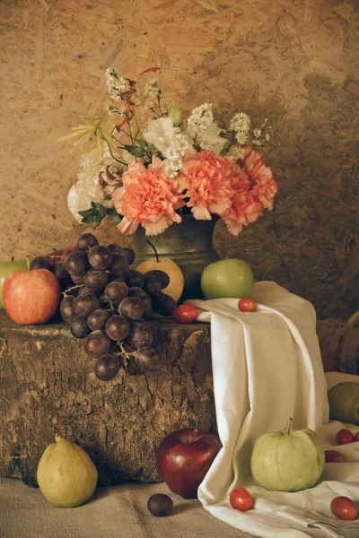 Ainda vida com frutos. — Fotografia de Stock