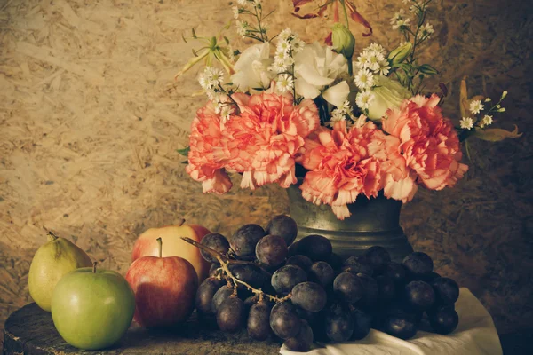 Bodegón con frutas. — Foto de Stock