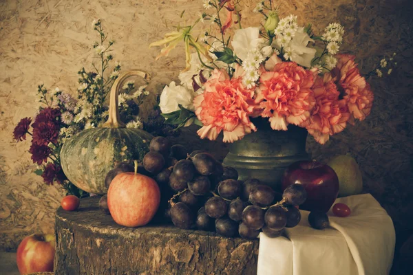 Stilleben med frukter. — Stockfoto