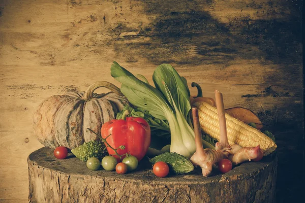 Zátiší zeleniny a ovoce. — Stock fotografie